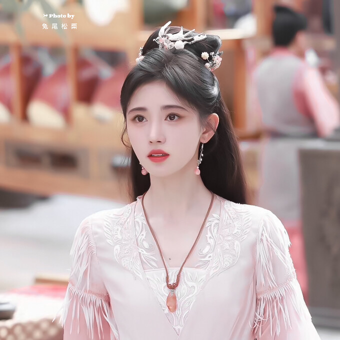  ⸝⸝⸝ 《花戎》