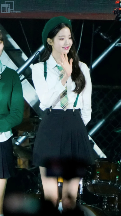 "情丝重燃 劫缘再续 劫缘可续 孽缘却不可 "