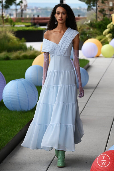 秀场、时装周、时尚、模特