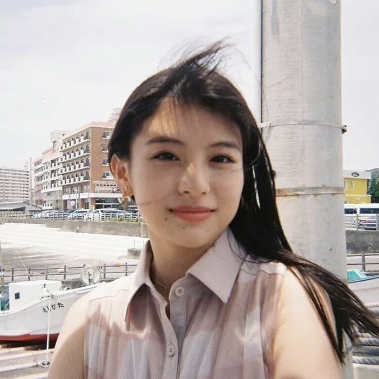 出口夏希