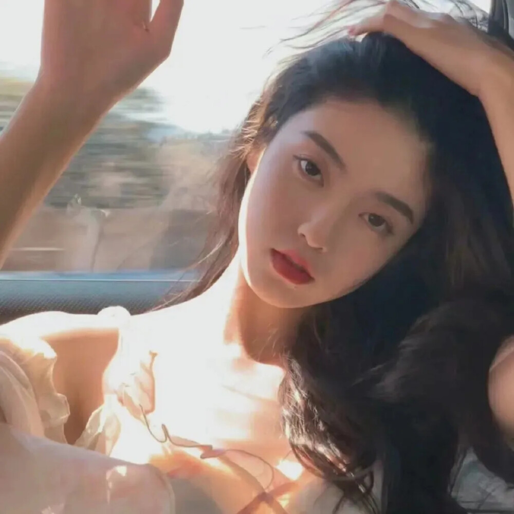 女头