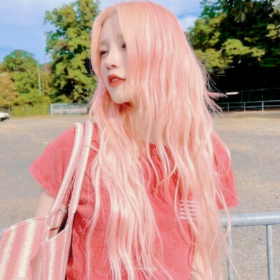 宋雨琦.
/问了问心， 它说情不自禁。