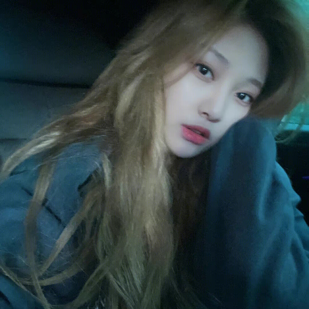 K-POP人头像 宁艺卓