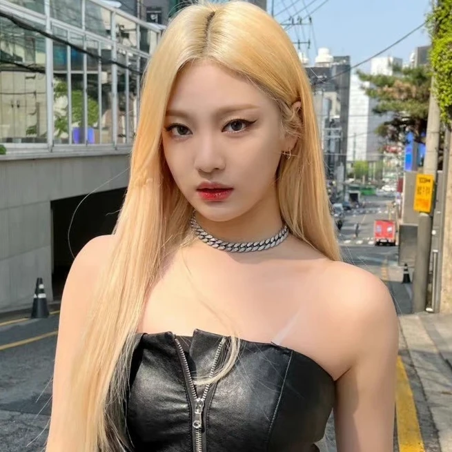 K-POP人头像 宁艺卓