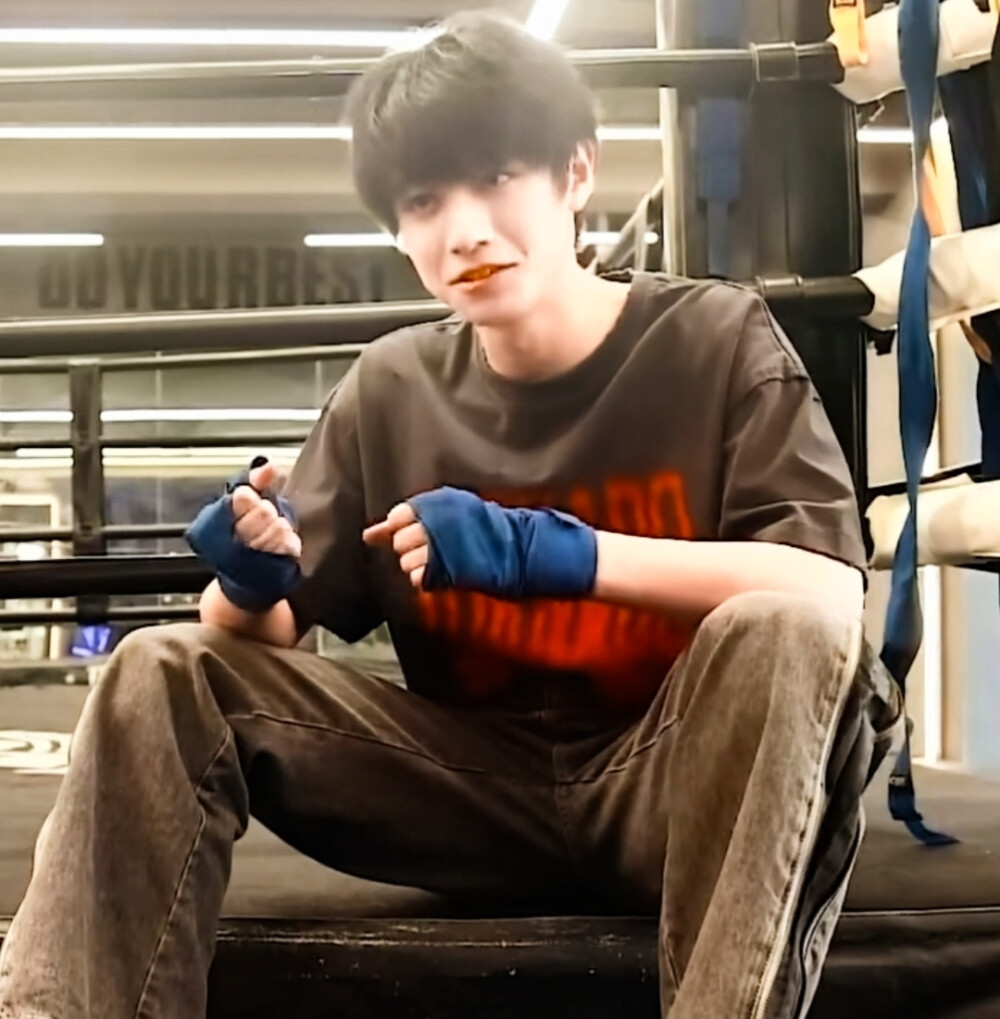◎朱志鑫
今天第一波拳击·志来袭~