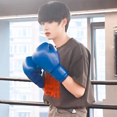 ◎朱志鑫
今天第一波拳击·志来袭~