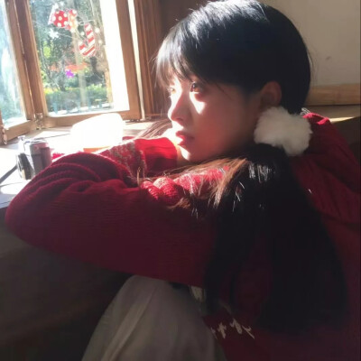 ꒰ঌ( ˶'-'˶) ໒꒱呆呆k