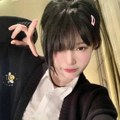 ꒰ঌ( ˶'-'˶) ໒꒱呆呆k