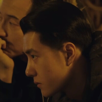 电影无名官微：
专心致志。
#无名王一博王传君观摩梁朝伟演戏#
#无名梁朝伟原声台词好有感染力#
#电影无名#《无名》正在热映。http://t.cn/A69B6eEM ​​​