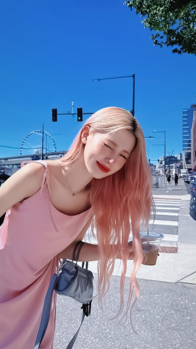 gidle壁纸
宋雨琦叶舒华赵美延田小娟Minnie手机壁纸