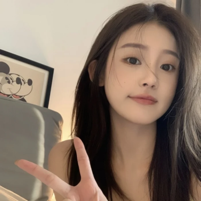 ꒰ঌ( ˶'-'˶) ໒꒱呆呆k