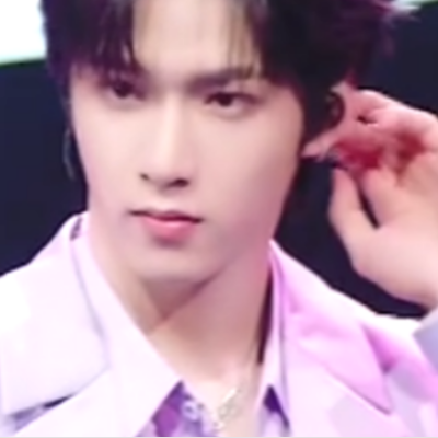 
“少爷，入殿堂可好”
自截
刘耀文男头
可二改
