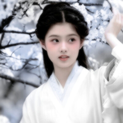 **岚海假、순백색...纯白外套'