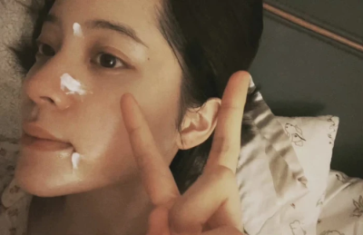 拿图滴滴关注收藏，人物欧阳娜娜