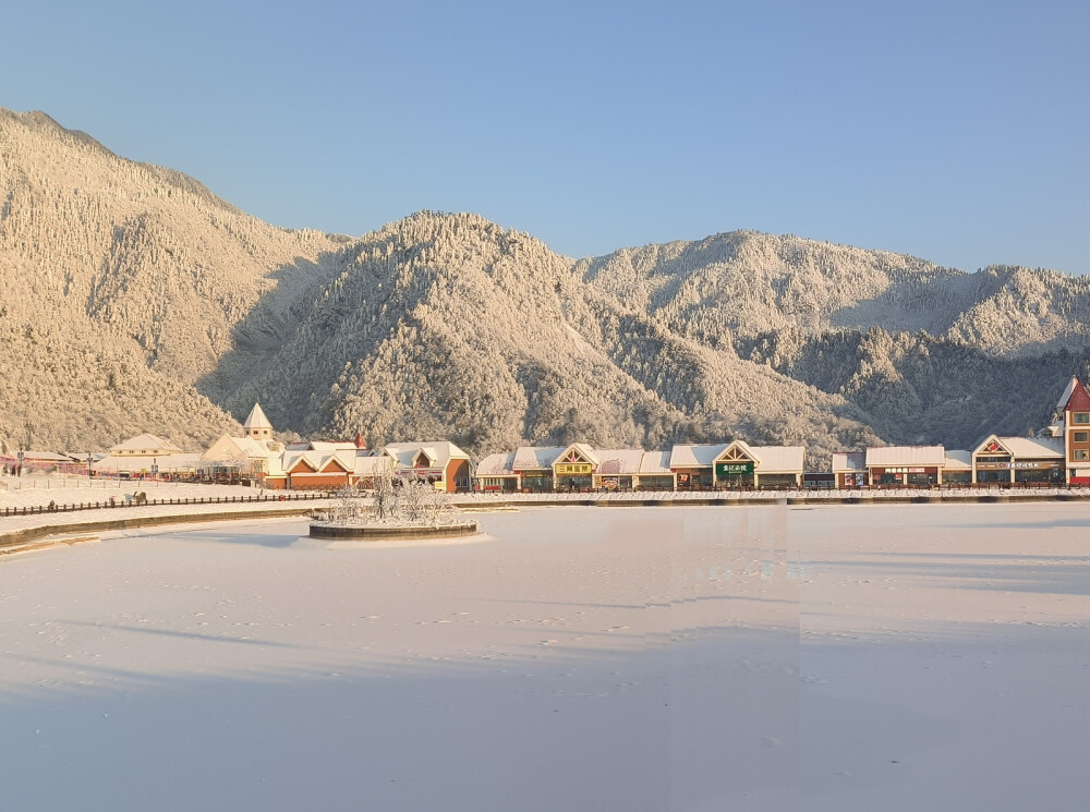 西岭雪山