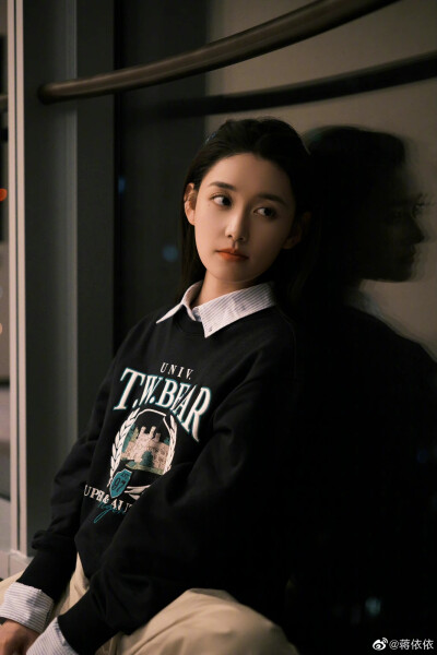 蒋依依