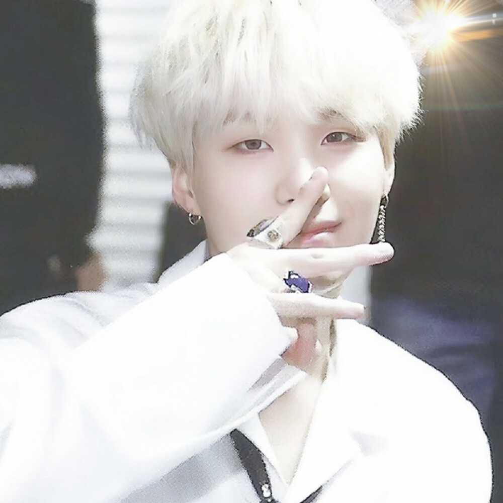 “于绝境中开出玫瑰”