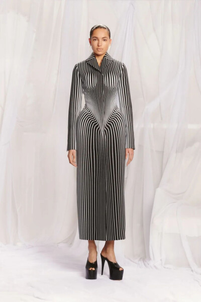 Glenn Martens客座设计的Jean Paul Gaultier 2022春夏高定系列