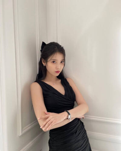 IU