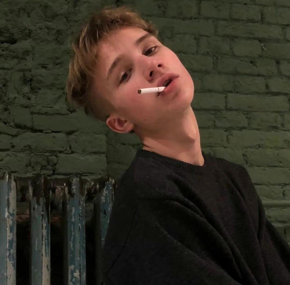欧美男生头像高清男头素质拿图