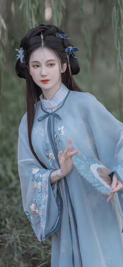 汉服【古风】【芙蓉不及美人妆】