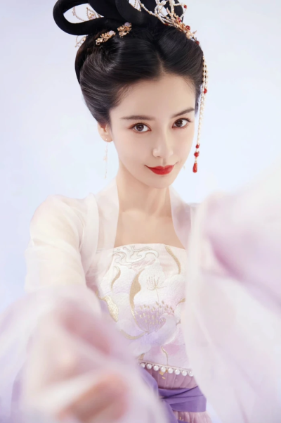 这是Angelababy ，我最喜欢的明星