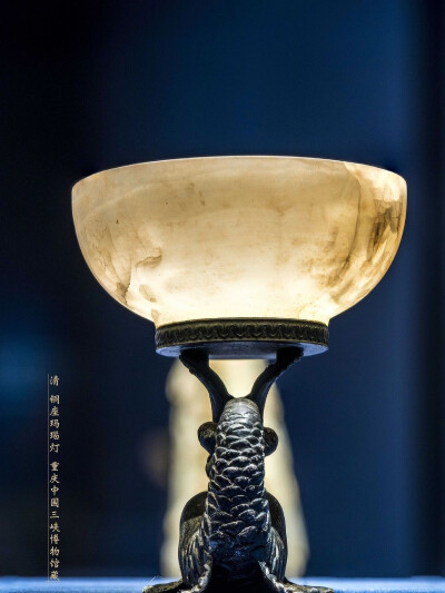 清○铜座玛瑙灯