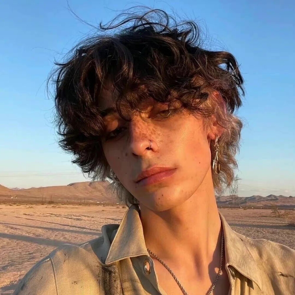 欧美男生头像高清男头素质拿图