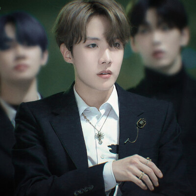 “你要承认我的自主思维,就必须先承认我对你的爱” 标 Saint HOBI