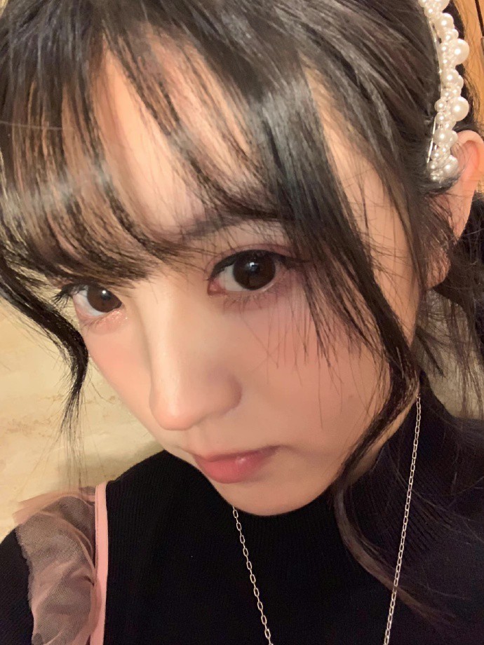 田曦薇
©Logo侵删.