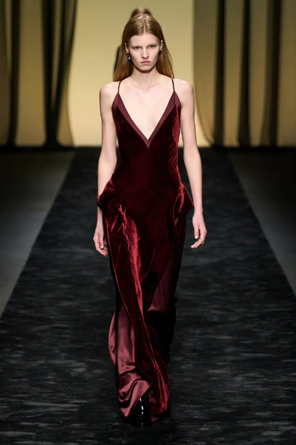 Alberta Ferretti Fall 2023