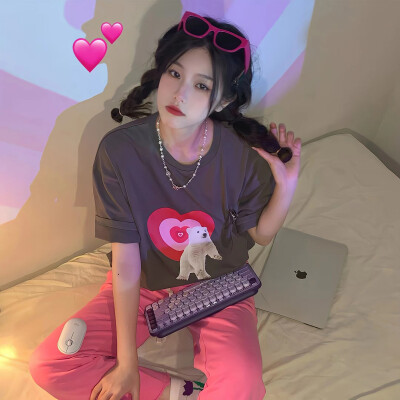 没有人赠与你阳光，那就自己给自己