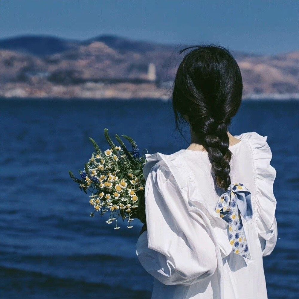 氛围感/春日捧花女头