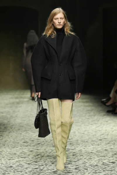 Bottega Veneta F/W 2023
