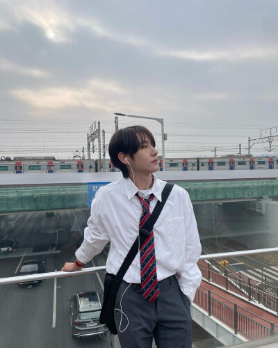 黄仁俊