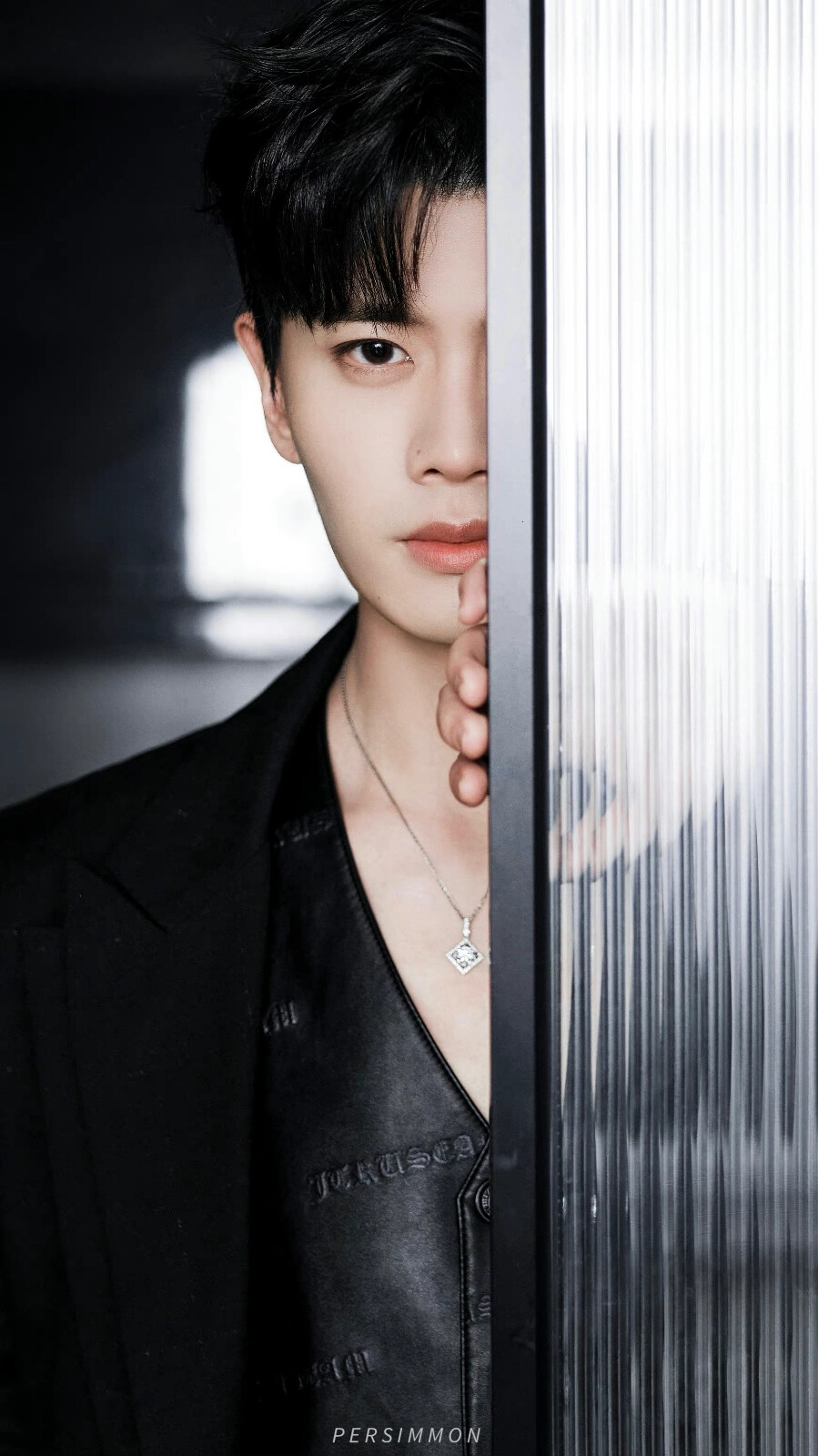 任嘉伦爱仕达直播