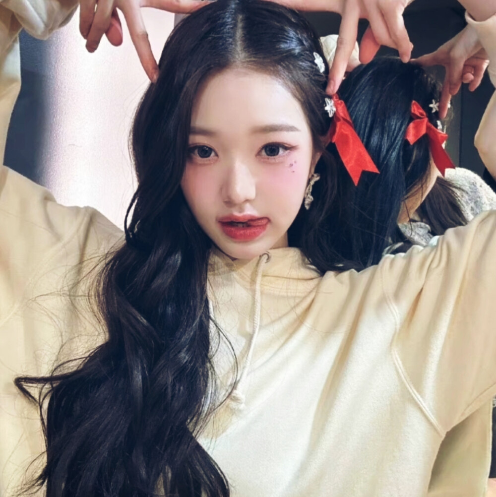 完全符合向日葵的花语：我的眼里只有你