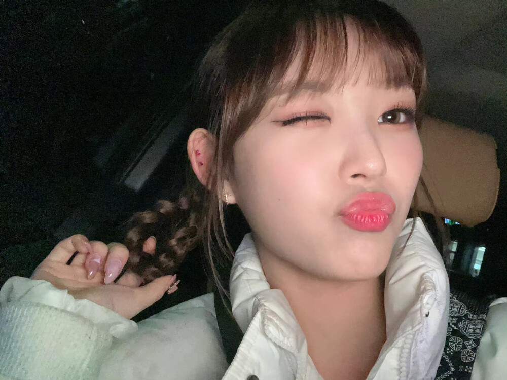 李宥姃
©Logo侵删.