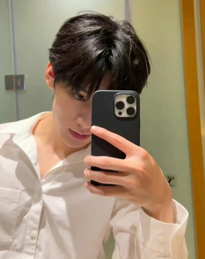 喜欢张哥的我们就是朋友