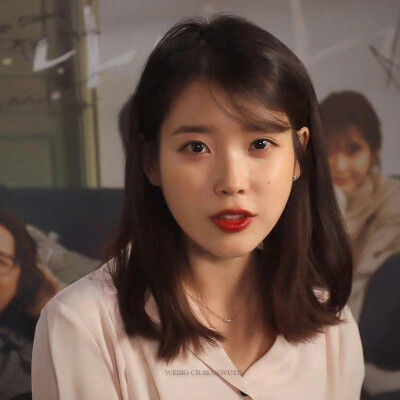 IU