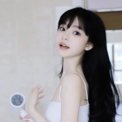 ꒰ঌ( ˶'-'˶) ໒꒱呆呆k