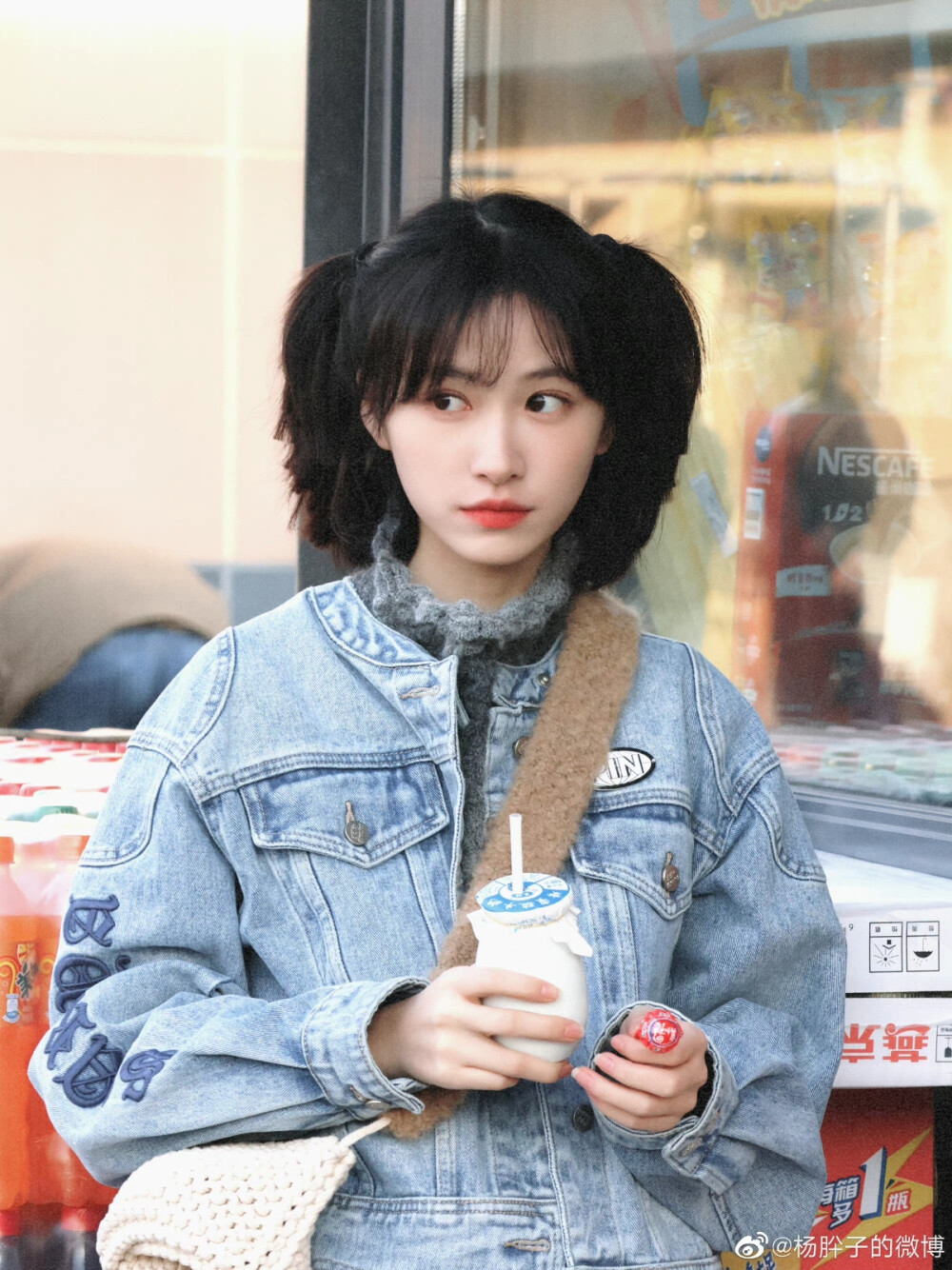 杨肸子
