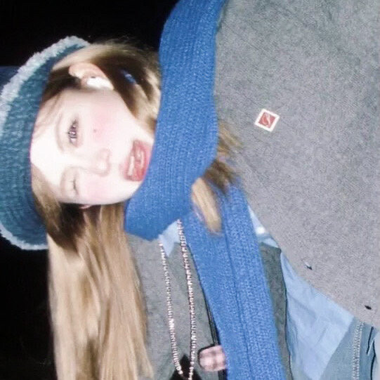 风格女头
你知道松树吗 它从不负冬