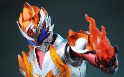 铠甲勇士焰之拿瓦