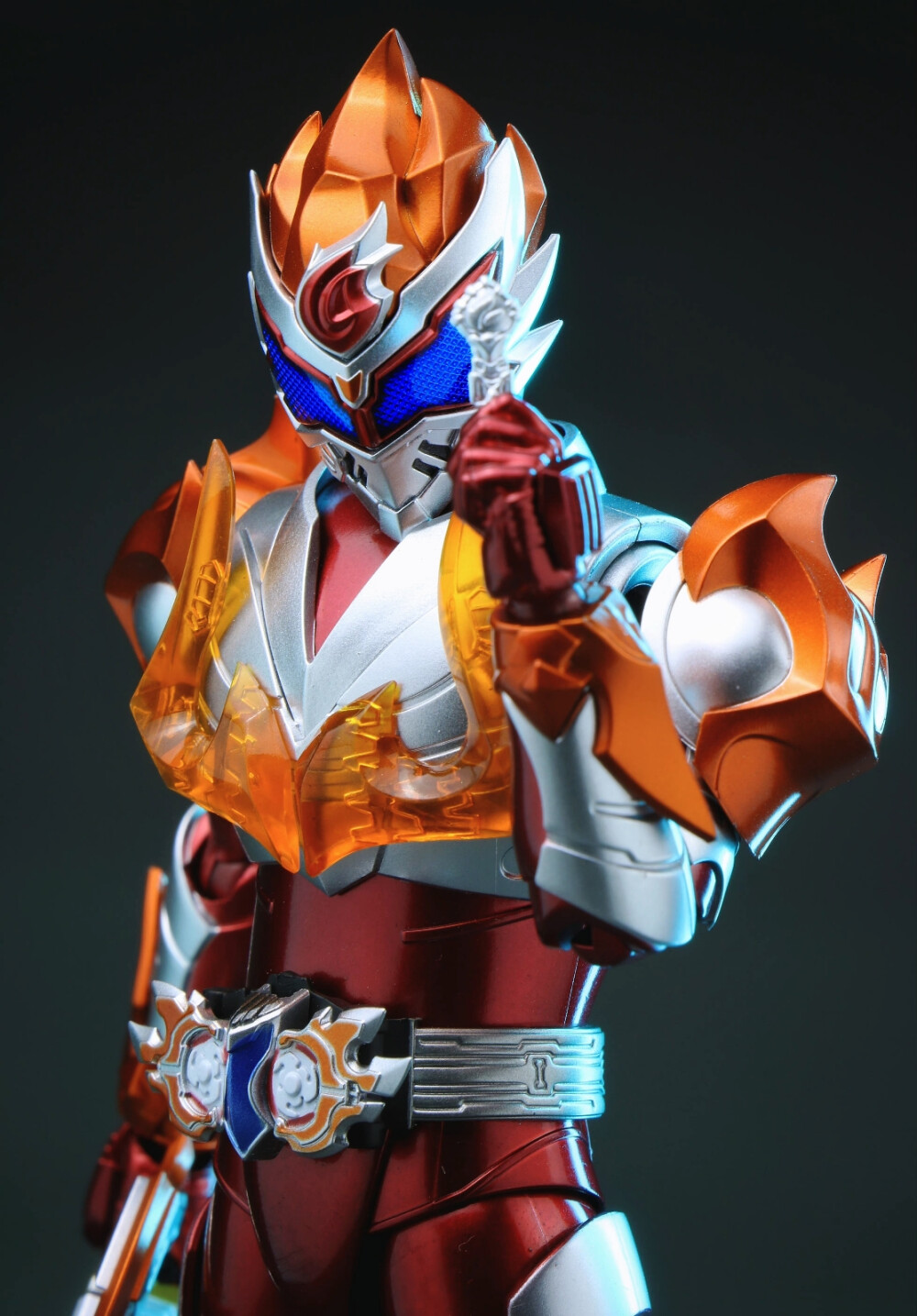 铠甲勇士焰之拿瓦