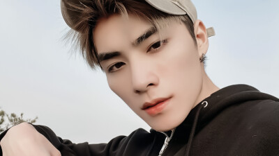 【Zoe】肖俊 橙光素材