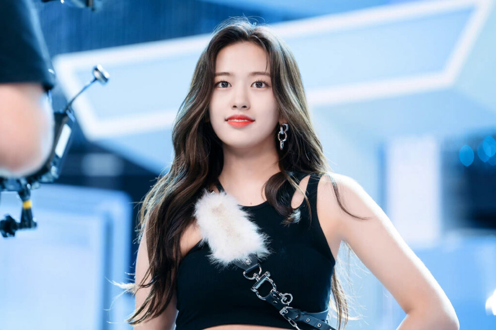 安宥真 Yujin
©Logo侵删.