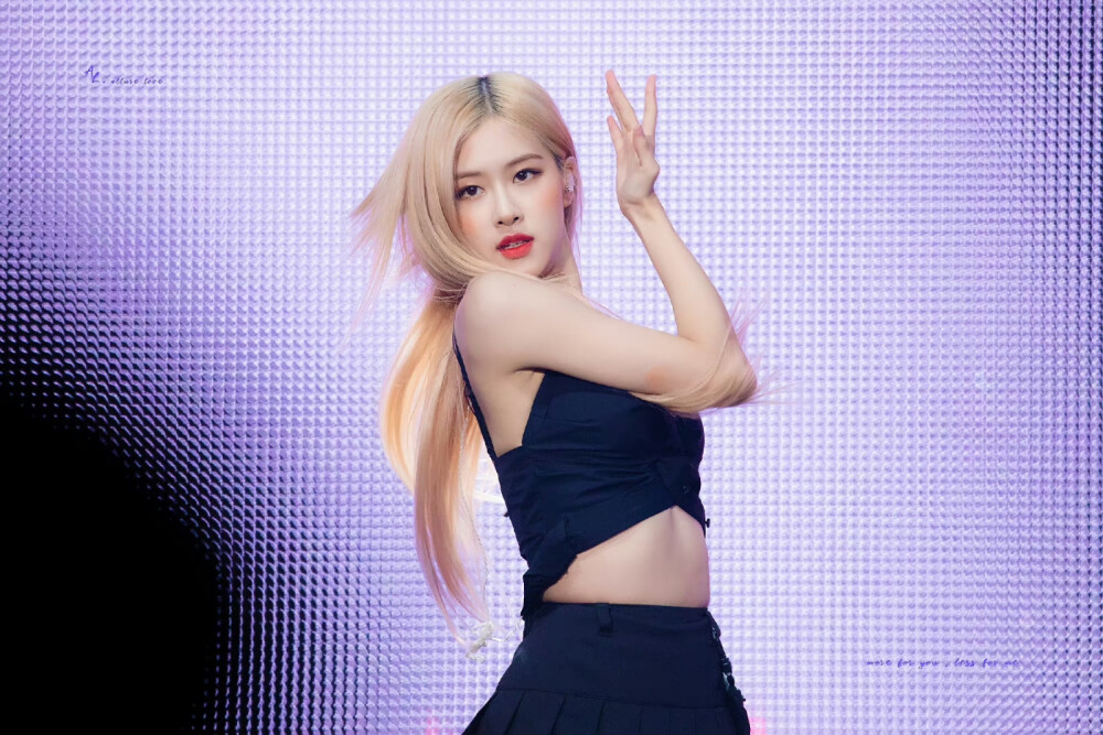 ROSÉ 朴彩英
©Logo侵删.