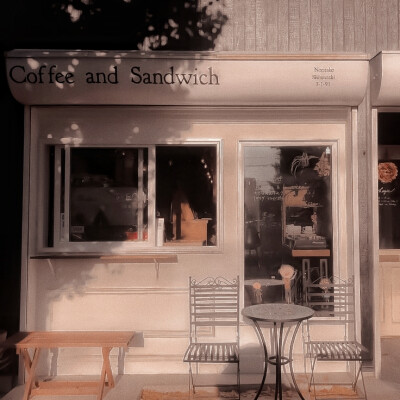 
· Let's have a cup of coffee, today.
一起喝杯咖啡吧，就在今天。
©wendy_b612
：Wendy