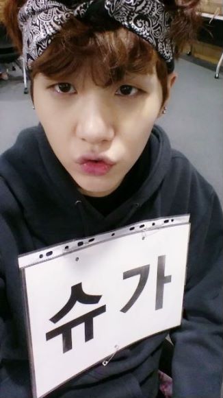 闵玧其早期自拍